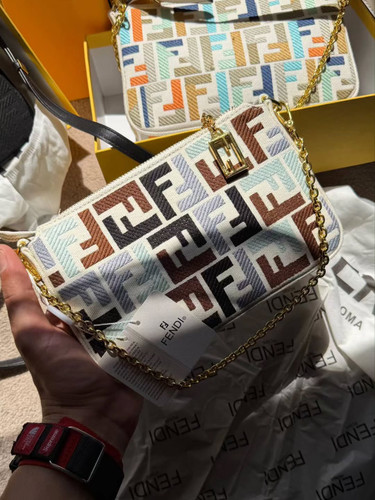 کیف فندی fendi